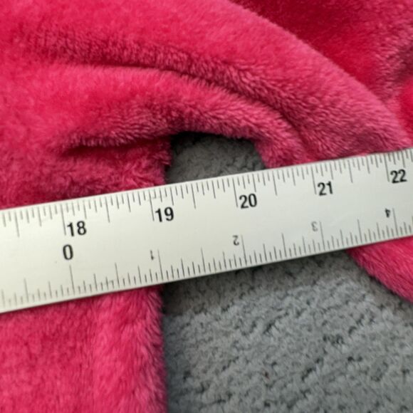 Marilyn Monroe Sweatshirt Womens Medium Pink Fuzzy Fleece Graphic Norma Sweater - Picture 6 of 8